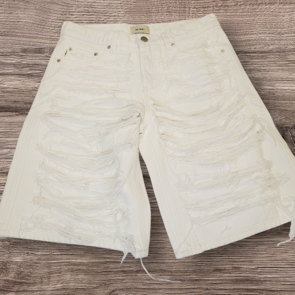 DL1961 Drue Long Destroyed Denim Bermuda Shorts White Size 25 NWOT